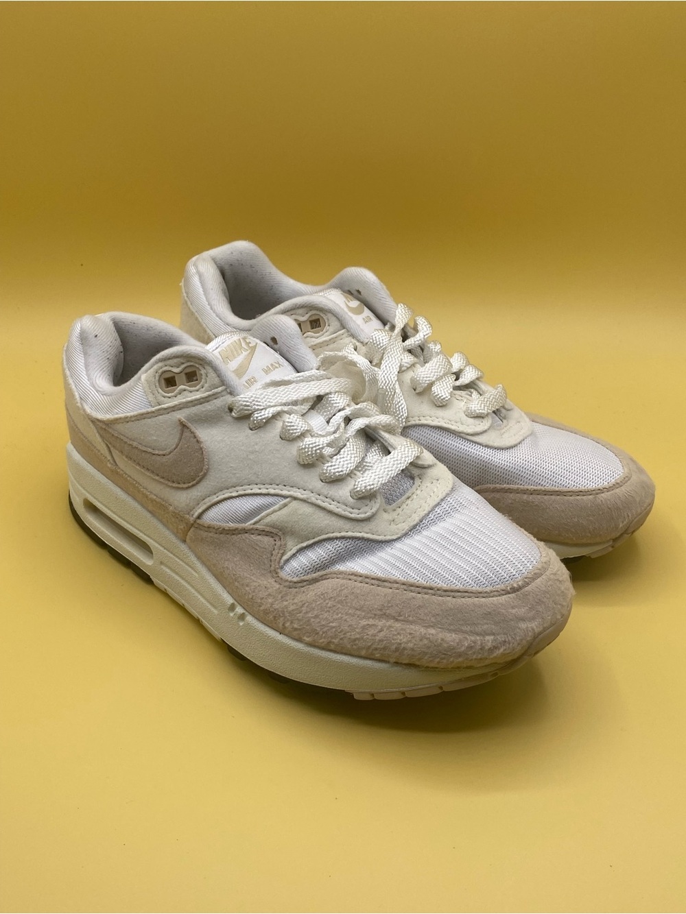 Nike Wmns Air Max 1 'Pale Ivory'